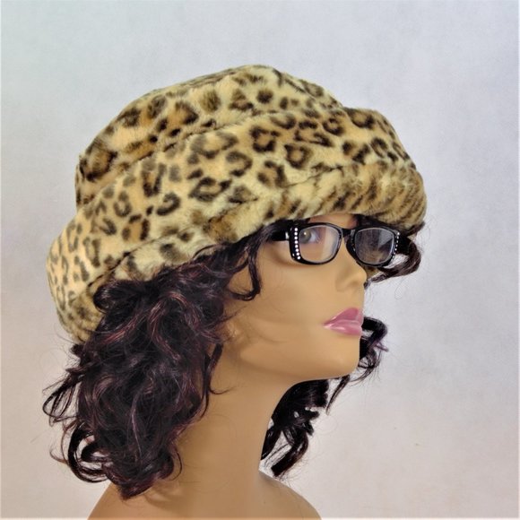 Luxury Collection Faux Fur Leopard Print Bucket Hat by - Picture 9 of 16